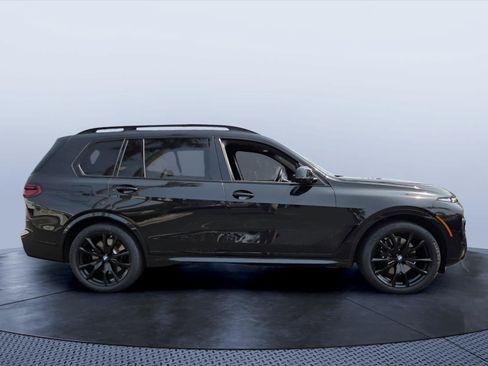 Used 2024 BMW X7 M60i w/ Executive Package AWD/4WD image 7