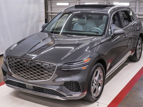 Certified 2026 Genesis GV70 2.5T Advanced AWD/4WD image 1