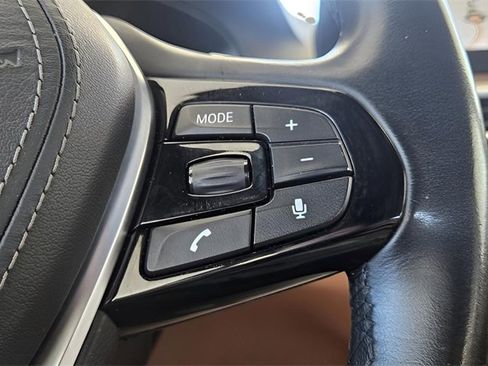 Used 2019 BMW 530i w/ Convenience Package image 28