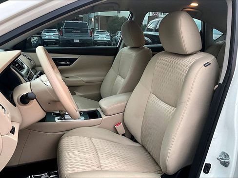Used 2016 Nissan Altima 2.5 S w/ Power Driver Seat Package image 22