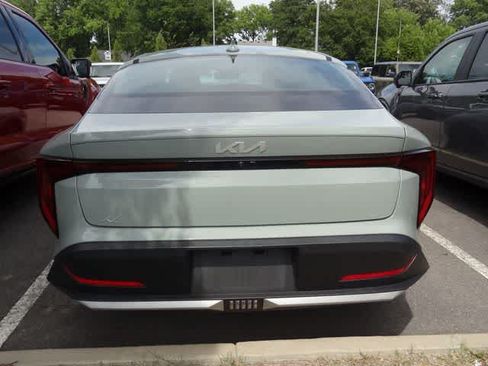 Used 2025 Kia K4 FWD image 5