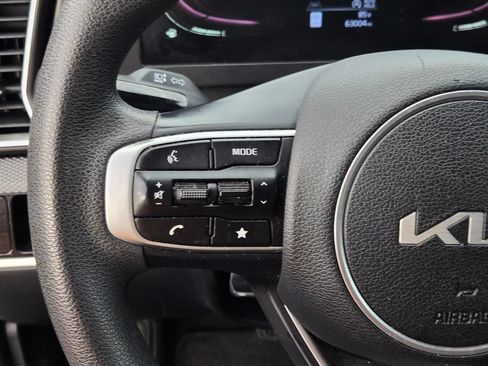 Used 2024 Kia Sportage LX FWD image 23