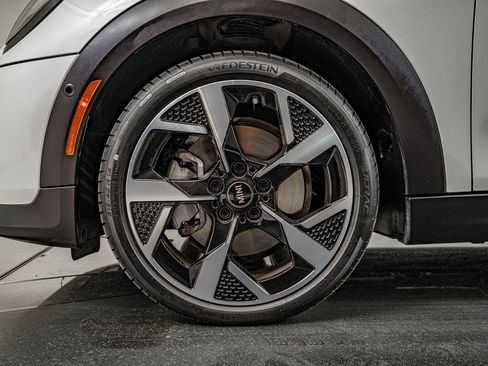 Certified 2025 MINI Cooper S FWD image 11