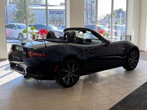 New 2025 MAZDA MX-5 Miata Grand Touring w/ Appearance Package image 11