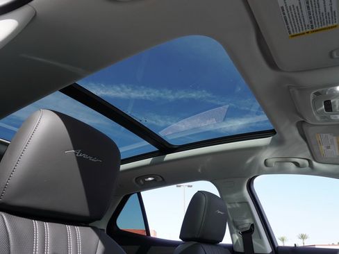 Certified 2026 Buick Envision Avenir image 13