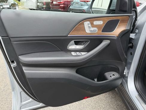 Certified 2025 Mercedes-Benz GLE 450 4MATIC image 14