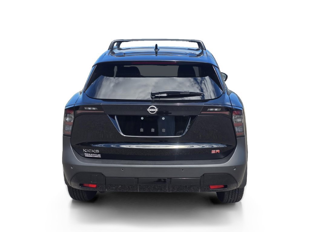 Used 2026 Nissan Kicks SR FWD image 7