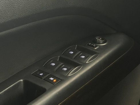 Used 2022 GMC Canyon Elevation w/ Elevation Premium Package RWD image 15
