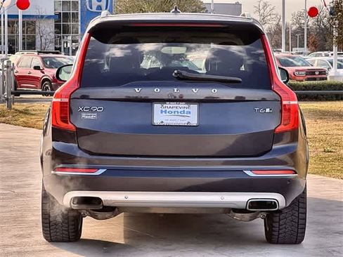 Used 2017 Volvo XC90 T6 Inscription w/ Vision Package image 6