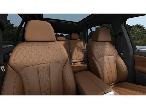 New 2026 BMW X5 xDrive50e image 11