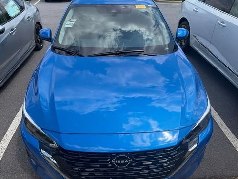 Used 2025 Nissan Sentra SV w/ All-Weather Package FWD image 2