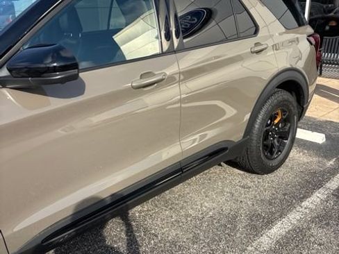 Used 2026 Ford Explorer Tremor w/ Tremor Ultimate Package AWD/4WD image 5