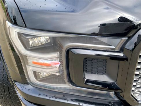 Used 2018 Ford F150 Lariat w/ Equipment Group 502A Luxury image 27