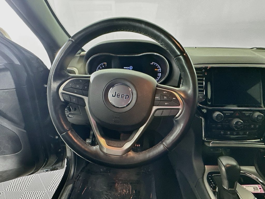 Certified 2019 Jeep Grand Cherokee Limited AWD/4WD image 17