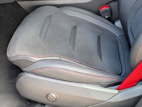 New 2026 Mercedes-Benz GLC 43 AMG 4MATIC image 4