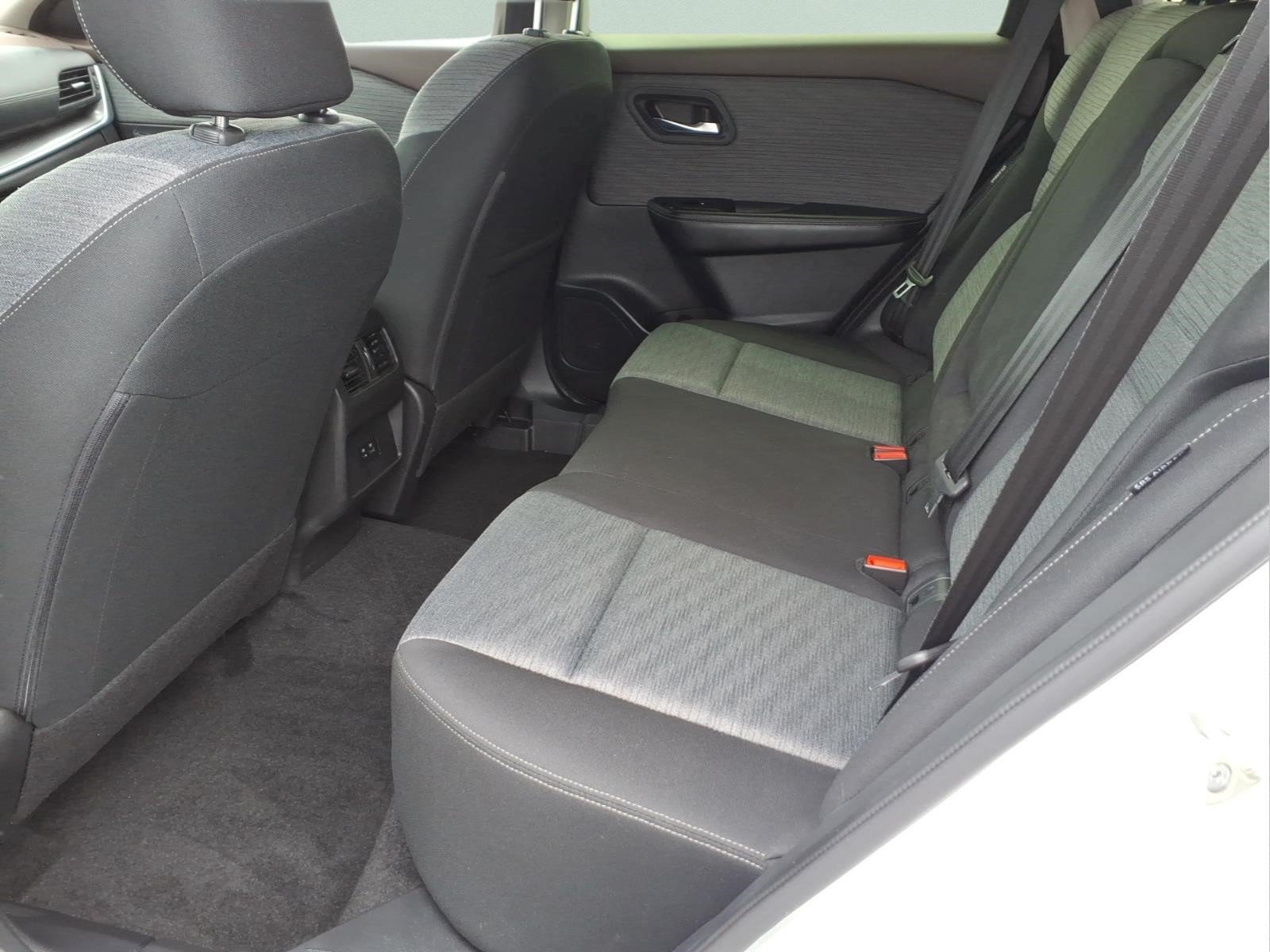 Certified 2023 Nissan Rogue SV AWD/4WD image 13