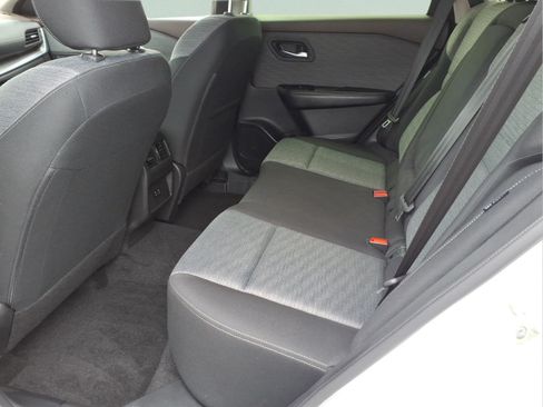 Certified 2023 Nissan Rogue SV AWD/4WD image 13