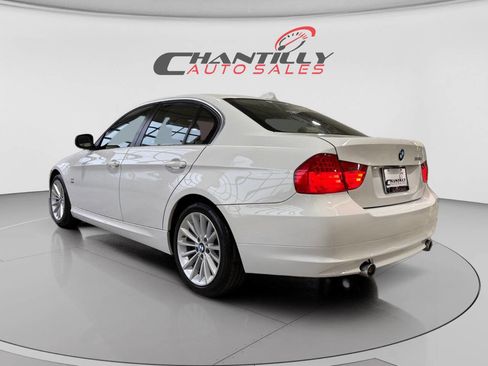 Used 2010 BMW 335i xDrive Sedan image 3