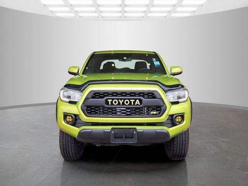 Used 2023 Toyota Tacoma TRD Off-Road image 2