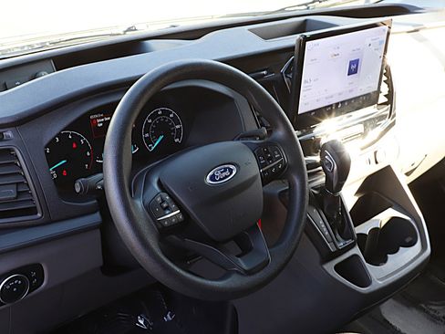 Used 2024 Ford Transit 350 XLT image 22