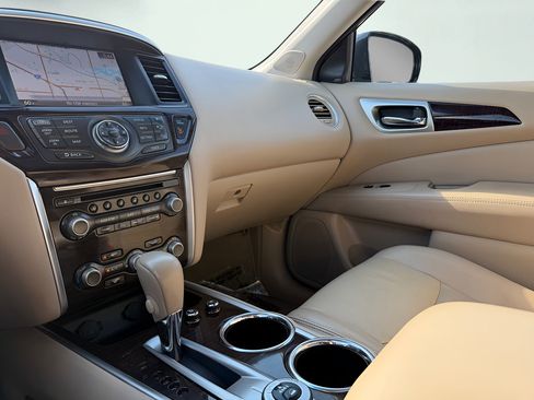 Used 2015 Nissan Pathfinder Platinum w/ Cargo Package FWD image 58