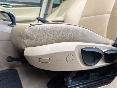 Used 2014 BMW X1 sDrive28i image 13