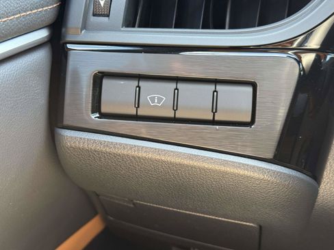 Used 2025 Lexus ES 350 w/ Premium Package FWD image 23