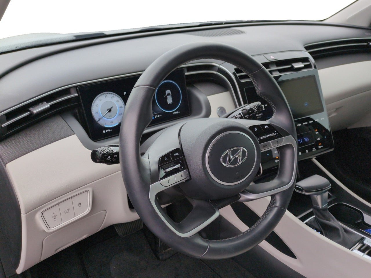Used 2024 Hyundai Tucson SEL w/ Convenience Package FWD image 15