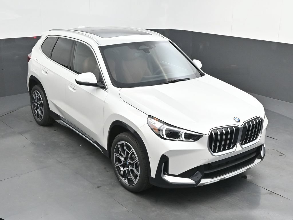New 2027 BMW X1 xDrive28i AWD/4WD image 40