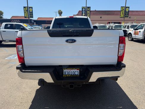 Used 2020 Ford F250 XL w/ Power Equipment Group RWD image 4