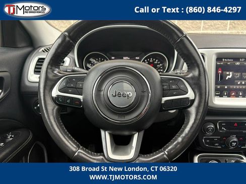 Used 2019 Jeep Compass High Altitude AWD/4WD image 16