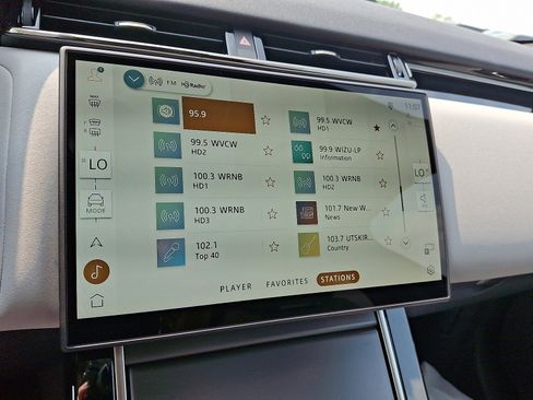 New 2026 Land Rover Range Rover Velar S image 9