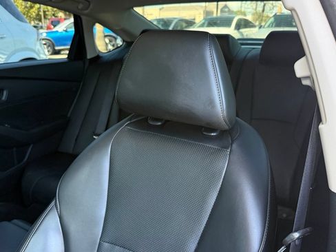 Used 2023 Honda Accord EX-L image 3