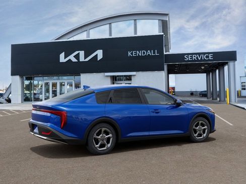 New 2026 Kia K4 FWD image 6