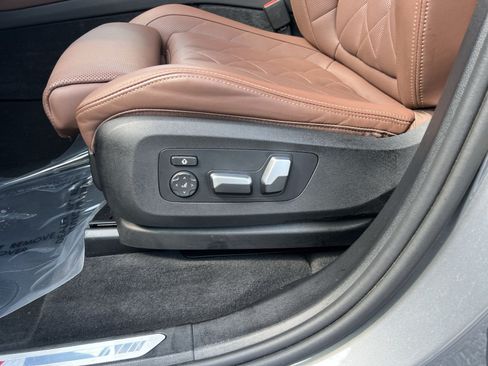 Used 2024 BMW X5 xDrive40i w/ Executive Package AWD/4WD image 14