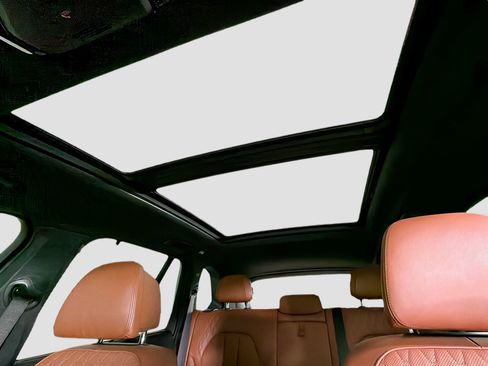 Used 2021 BMW X5 xDrive45e w/ M Sport Package image 23