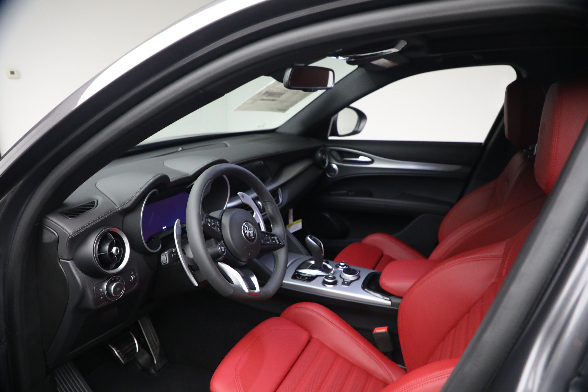 New 2026 Alfa Romeo Stelvio Sprint AWD/4WD image 13