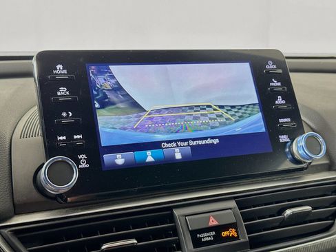 Used 2022 Honda Accord Sport image 16
