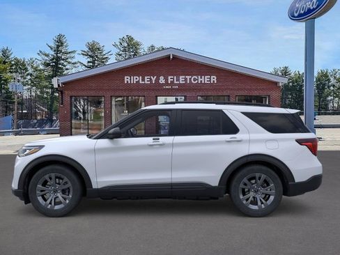 New 2026 Ford Explorer Active image 3
