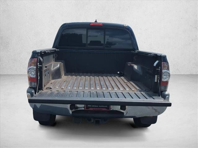 Used 2015 Toyota Tacoma PreRunner w/ SR5 Package RWD image 6