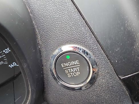 Used 2018 Ford EcoSport Titanium w/ Titanium Cold Weather Package AWD/4WD image 21