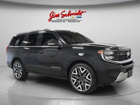 Used 2025 Ford Expedition Platinum w/ Platinum Ultimate Package AWD/4WD image 2