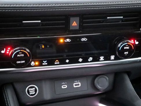 Certified 2023 Nissan Rogue Platinum w/ Platinum Premium Package image 25