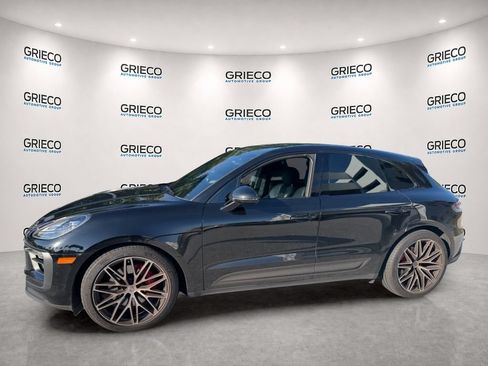 Used 2023 Porsche Macan S AWD/4WD image 4