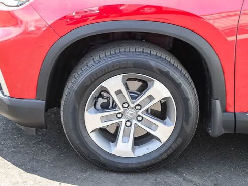 Used 2023 Honda Pilot EX-L image 8