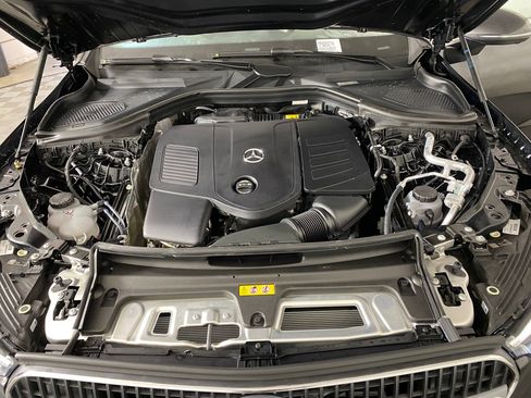 Used 2026 Mercedes-Benz GLC 300 4MATIC image 28