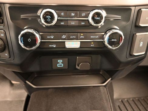 Used 2024 Ford F150 XLT w/ Bed Utility Package image 19