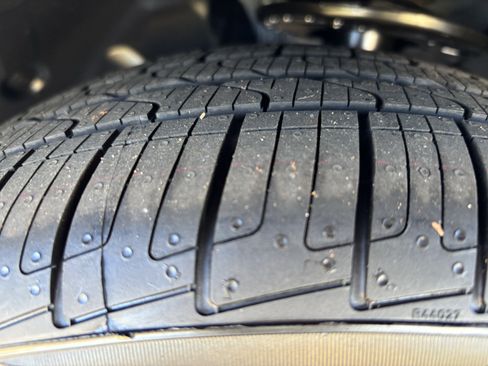 Used 2026 BMW 330i Sedan w/ Convenience Package image 12