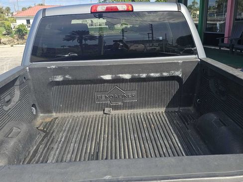 Used 2015 GMC Sierra 1500 SLE w/ SLE Value Package AWD/4WD image 5