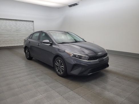 Used 2023 Kia Forte LXS FWD image 13